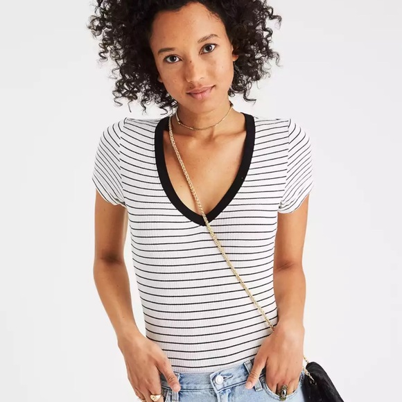 American Eagle Outfitters Tops - 🖤 American Eagle White Tee Bodysuit
